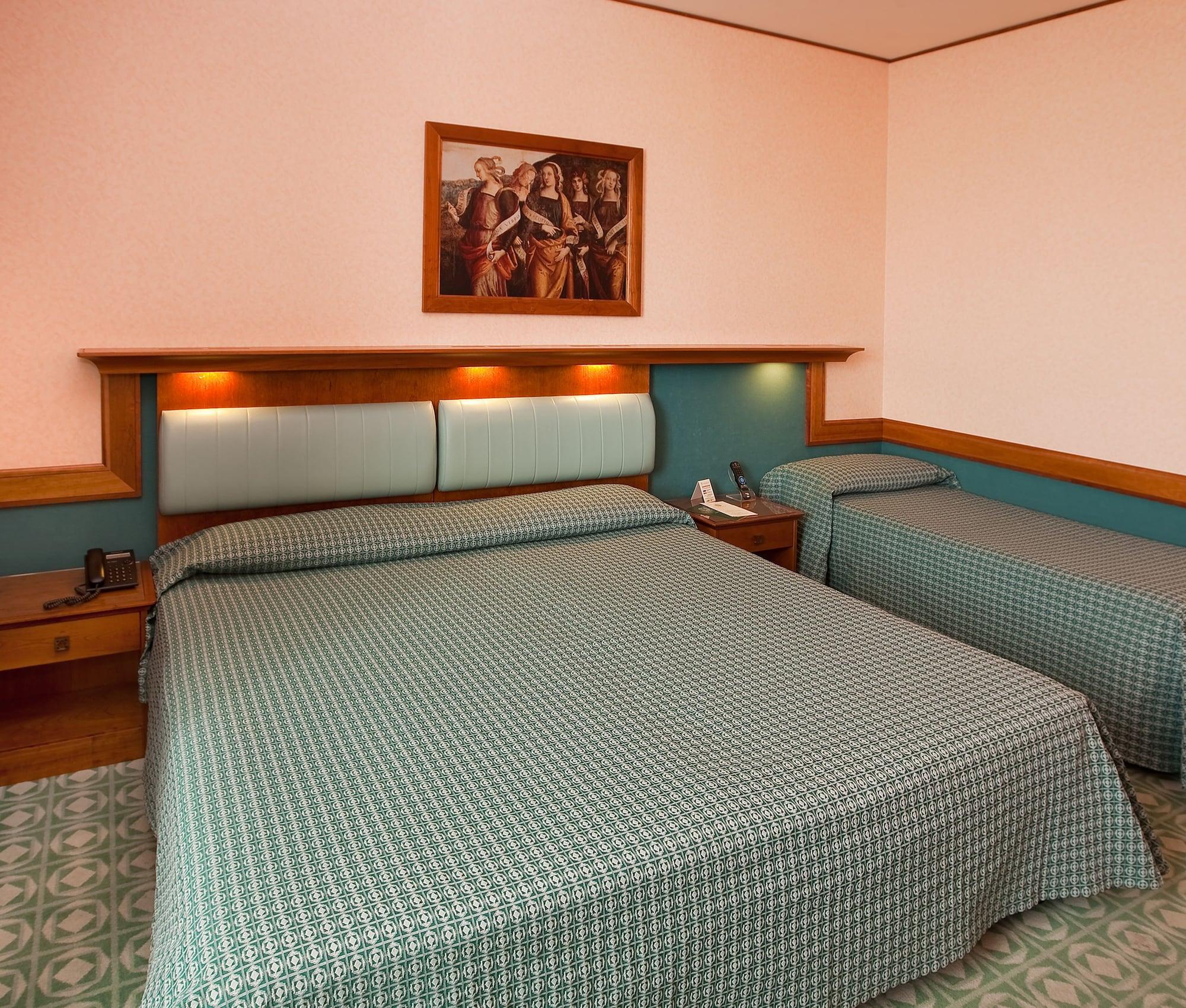 Sangallo Palace 4*