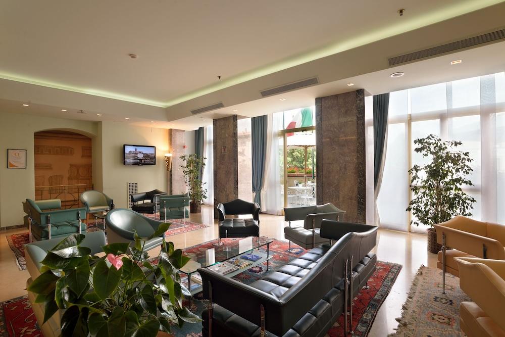 Sangallo Palace 4* Perugia